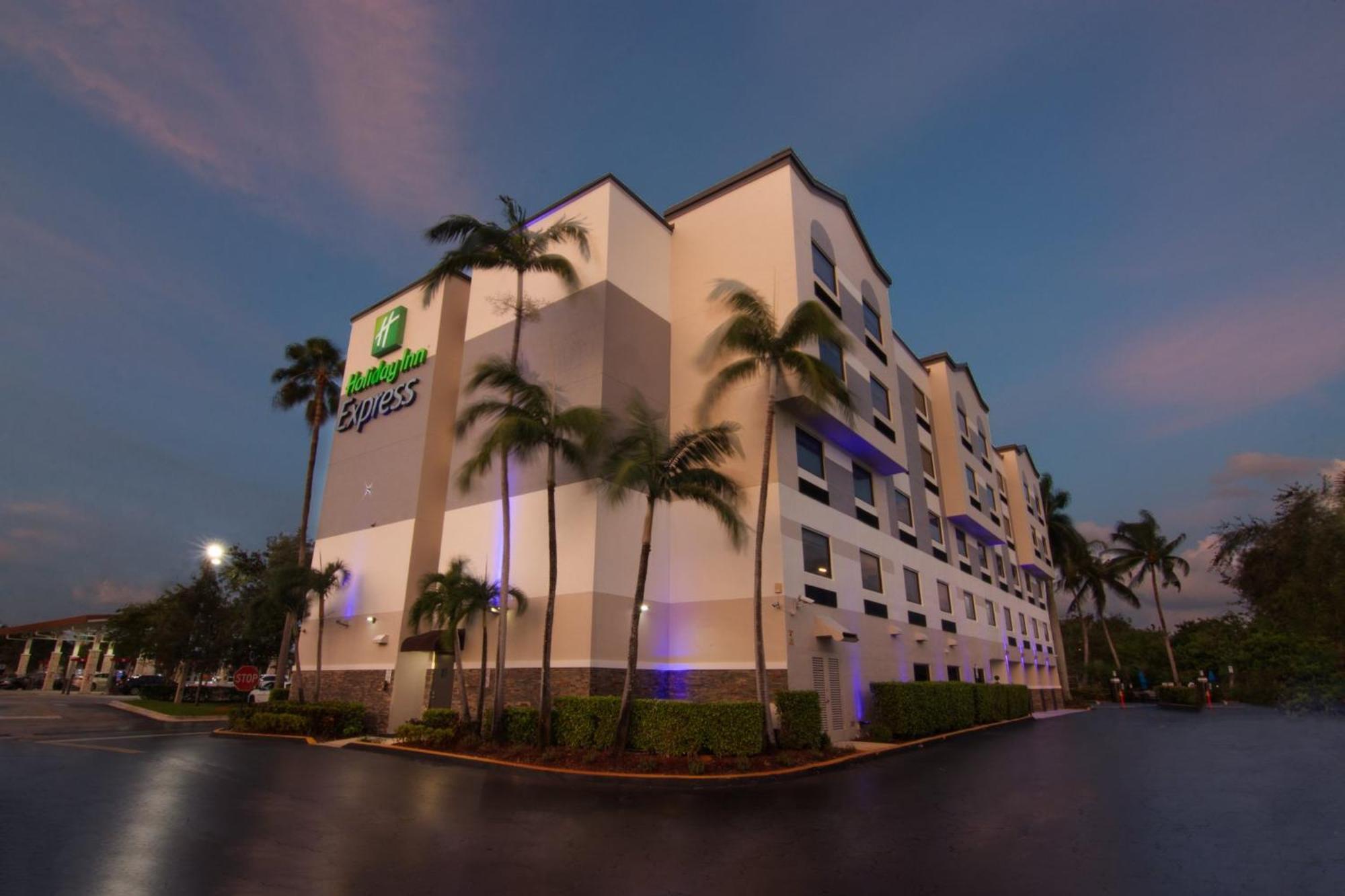 Holiday Inn Express And Suites Fort Lauderdale Airport West By Ihg Davie Exterior foto