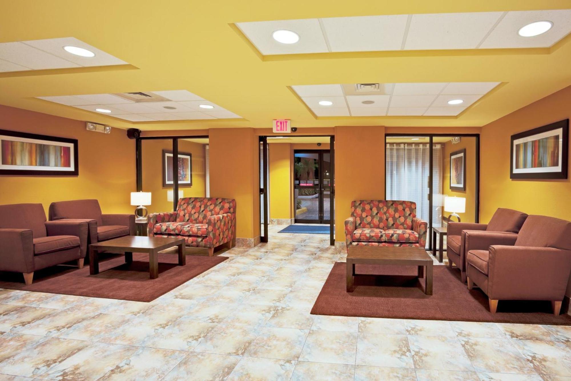 Holiday Inn Express And Suites Fort Lauderdale Airport West By Ihg Davie Exterior foto